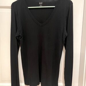GAP Women's Classic Black Long Sleeve Tee